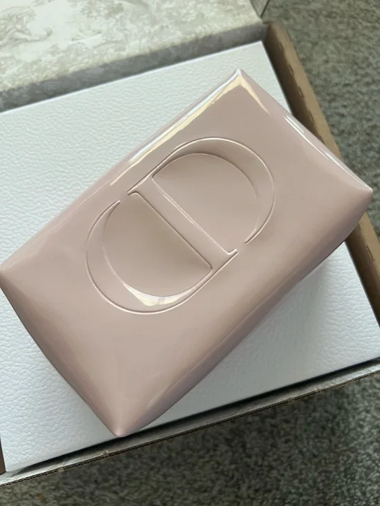 Dior Blush Pink Ceramic CD Logo Trinket Box - Picture 3 of 9